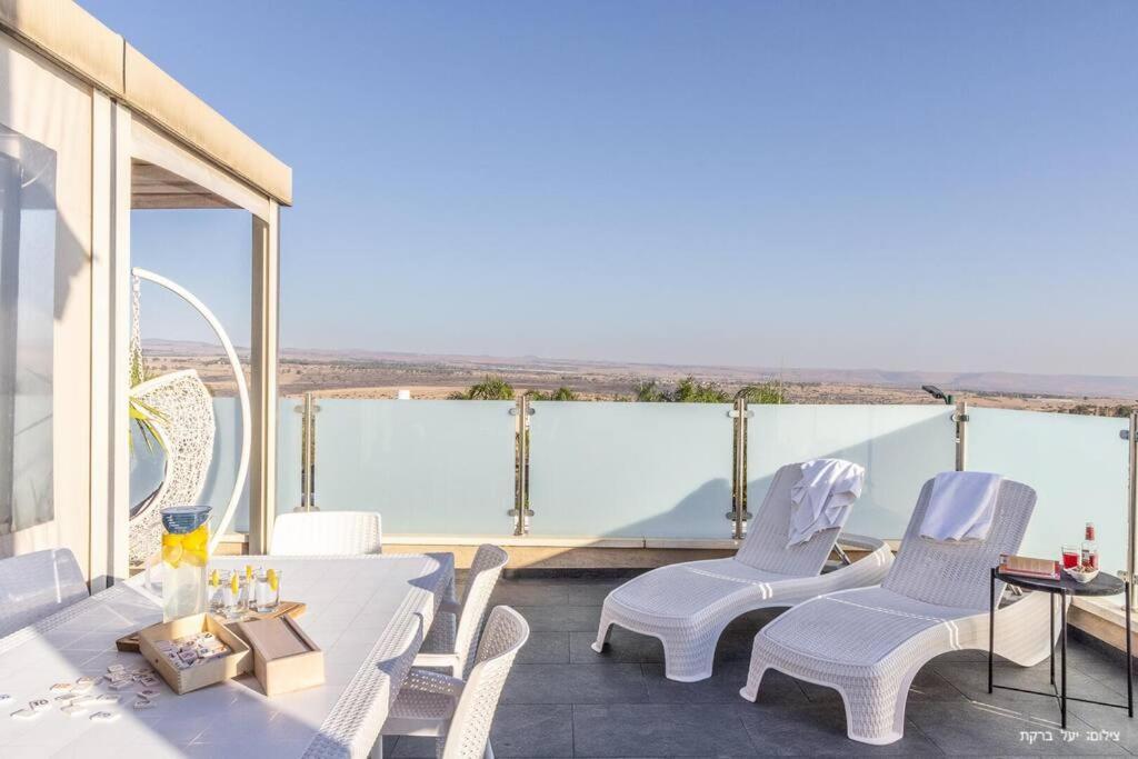 Villa מאיורי בוטיק - וילה מקסימה עם בריכה פרטית ונוף מהמם למשפחות בלבד Mishmār Hāyardin Esterno foto